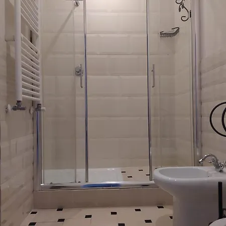 Vanity - 4 Bedrooms With 4 Bathrooms - Ac & Wifi *