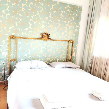 Vanity - 4 Bedrooms With 4 Bathrooms - Ac & Wifi *